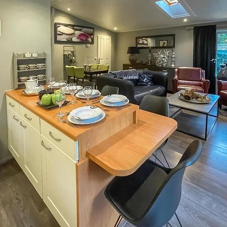 Awesome Home In Emst With Kitchen Esterno foto